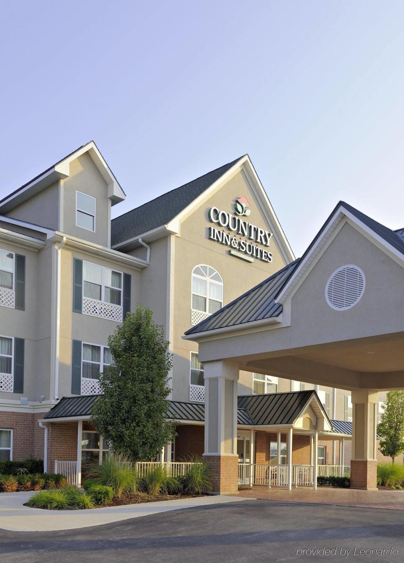 Country Inn & Suites By Radisson, Rossford - Toledo South Exterior photo